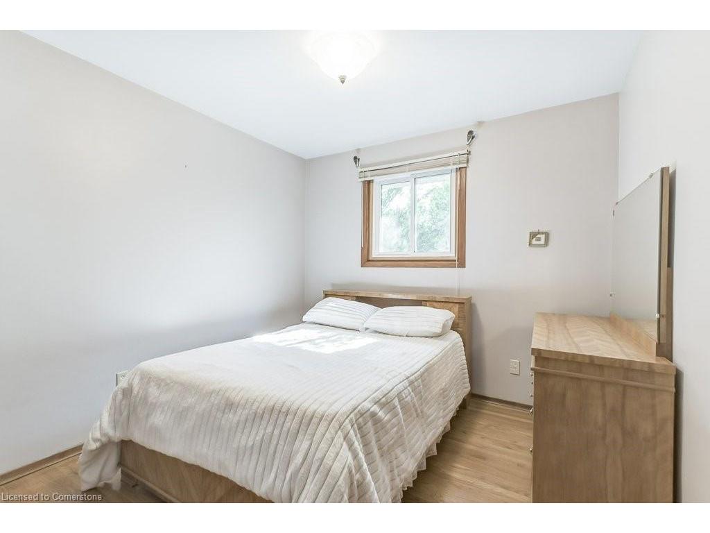 









11


Rogers

Road,
Dundas,




ON
L9H 4E2

