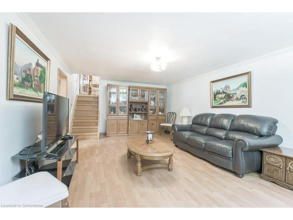 









11


Rogers

Road,
Dundas,




ON
L9H 4E2

