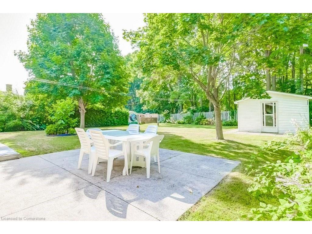 









11


Rogers

Road,
Dundas,




ON
L9H 4E2

