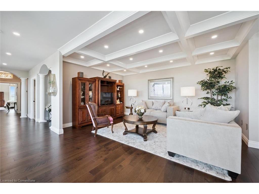 









255


Keats

Way, 1404,
Waterloo,




ON
N2L 6N6

