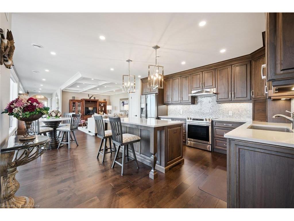 









255


Keats

Way, 1404,
Waterloo,




ON
N2L 6N6

