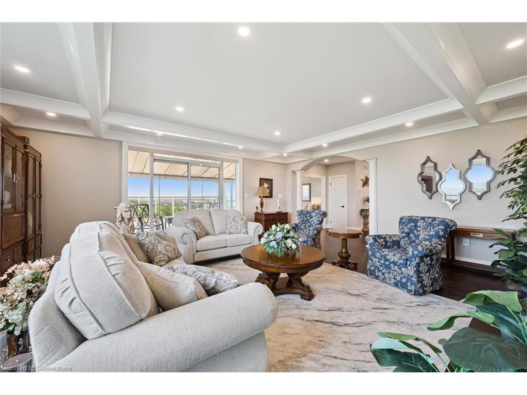 









255


Keats

Way, 1404,
Waterloo,




ON
N2L 6N6


