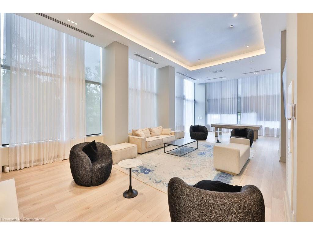 









1063


Douglas Mccurdy

Common, 1207,
Mississauga,




ON
L5G 0C5

