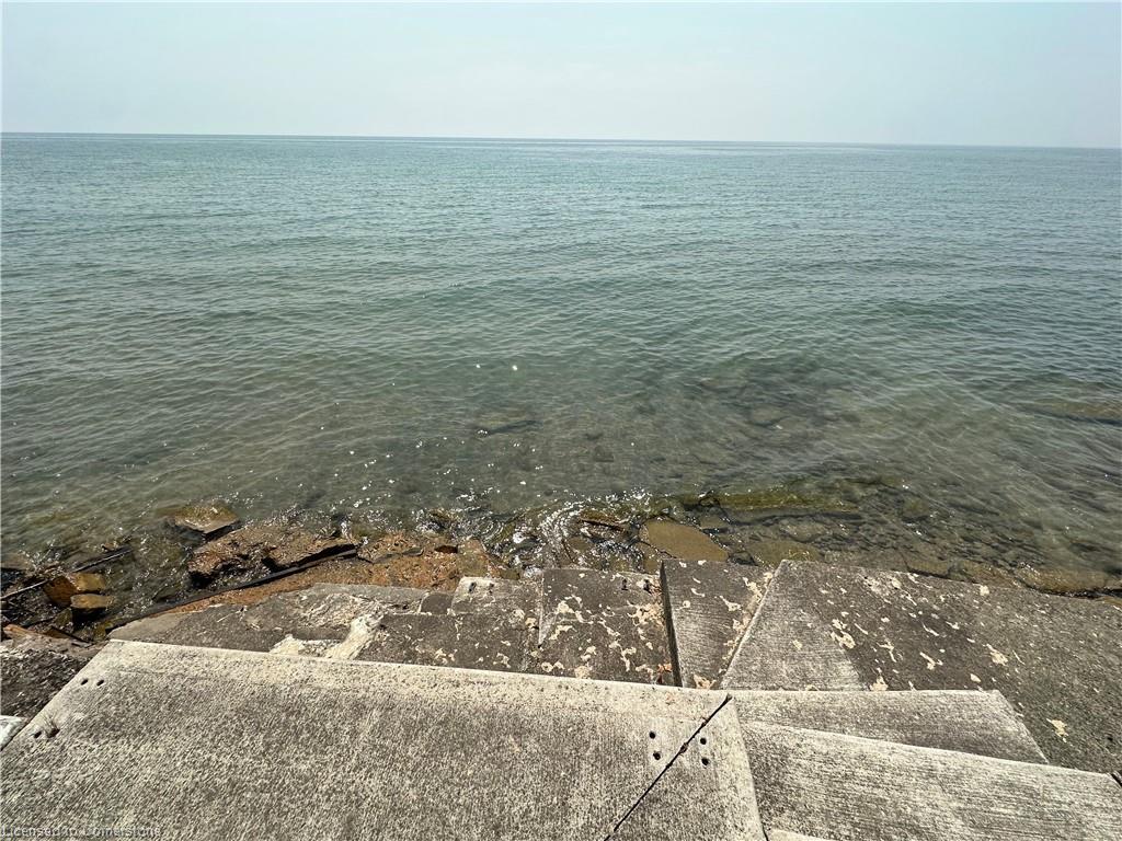 









2110


Lakeshore

Road,
Dunnville,




ON
N1A 2W8

