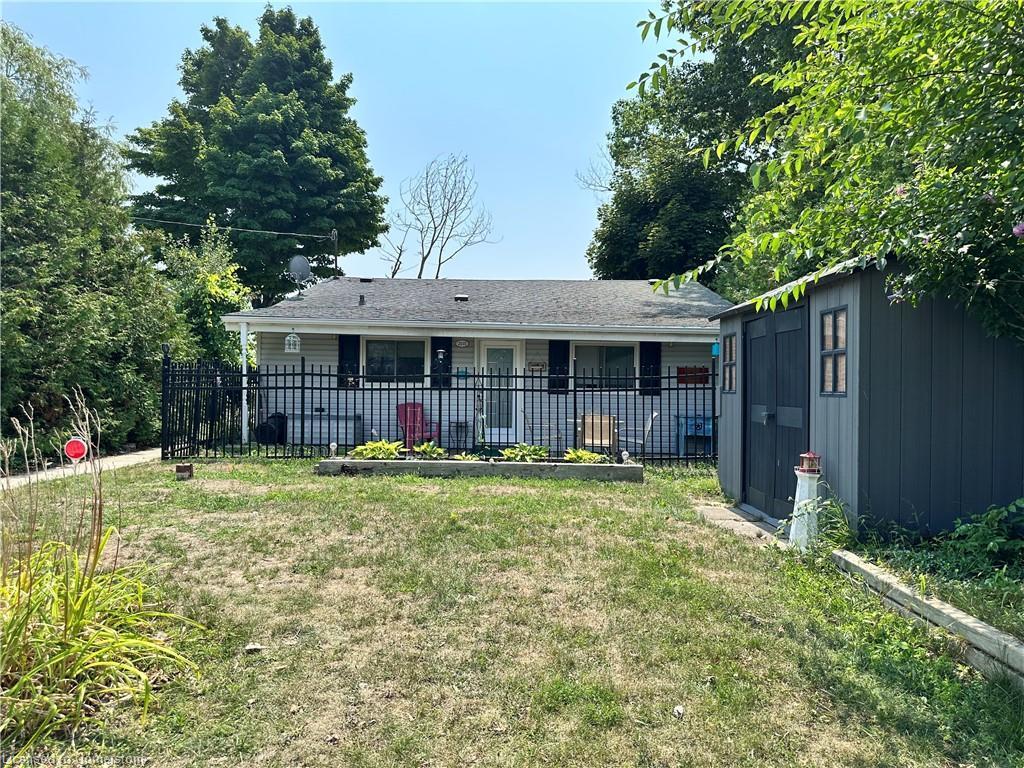 









2110


Lakeshore

Road,
Dunnville,




ON
N1A 2W8

