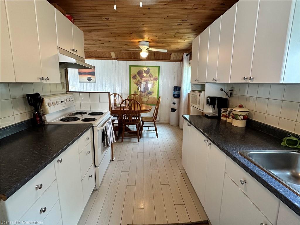 









2110


Lakeshore

Road,
Dunnville,




ON
N1A 2W8

