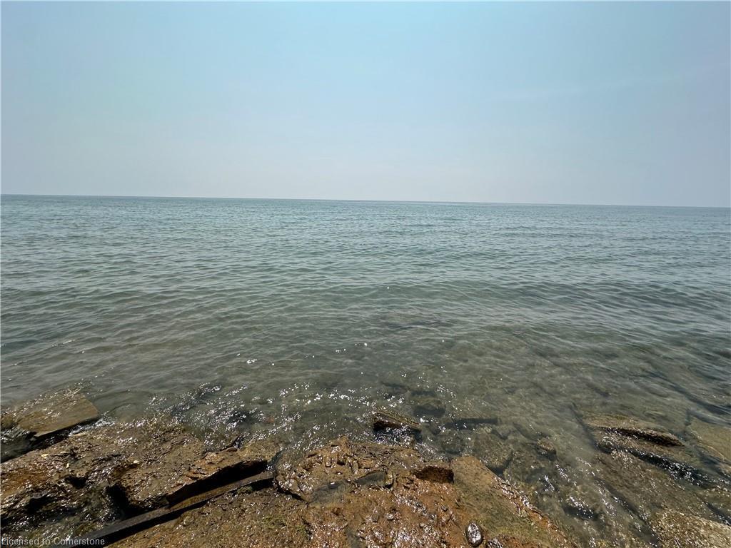 









2110


Lakeshore

Road,
Dunnville,




ON
N1A 2W8

