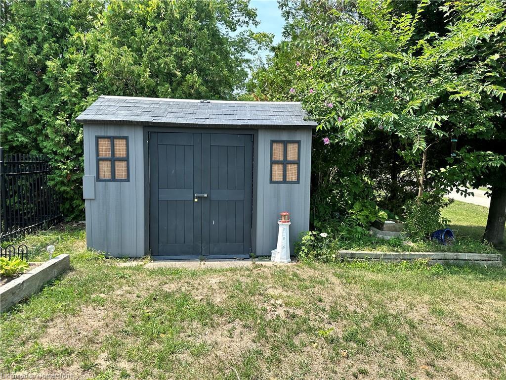 









2110


Lakeshore

Road,
Dunnville,




ON
N1A 2W8

