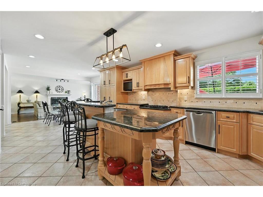 









59


Corman

Place,
Hamilton,




ON
L8G 4W8

