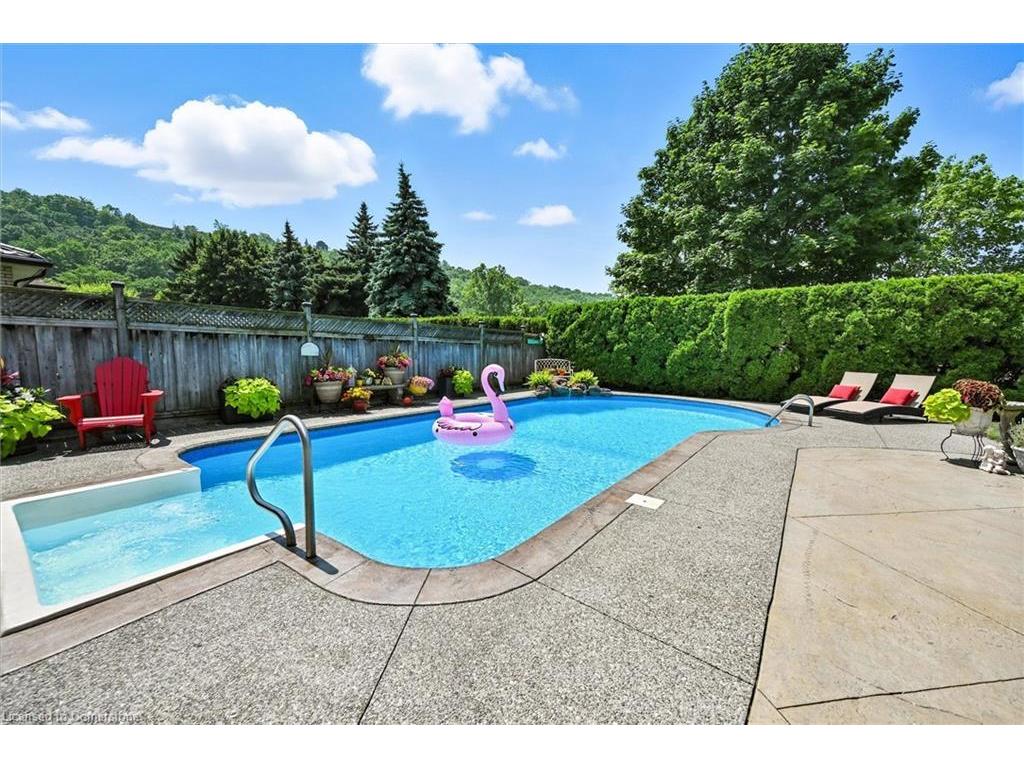 









59


Corman

Place,
Hamilton,




ON
L8G 4W8

