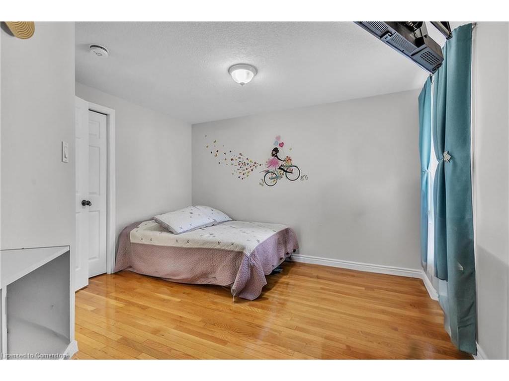 









50


Inge

Court,
Kitchener,




ON
N2K 3V7

