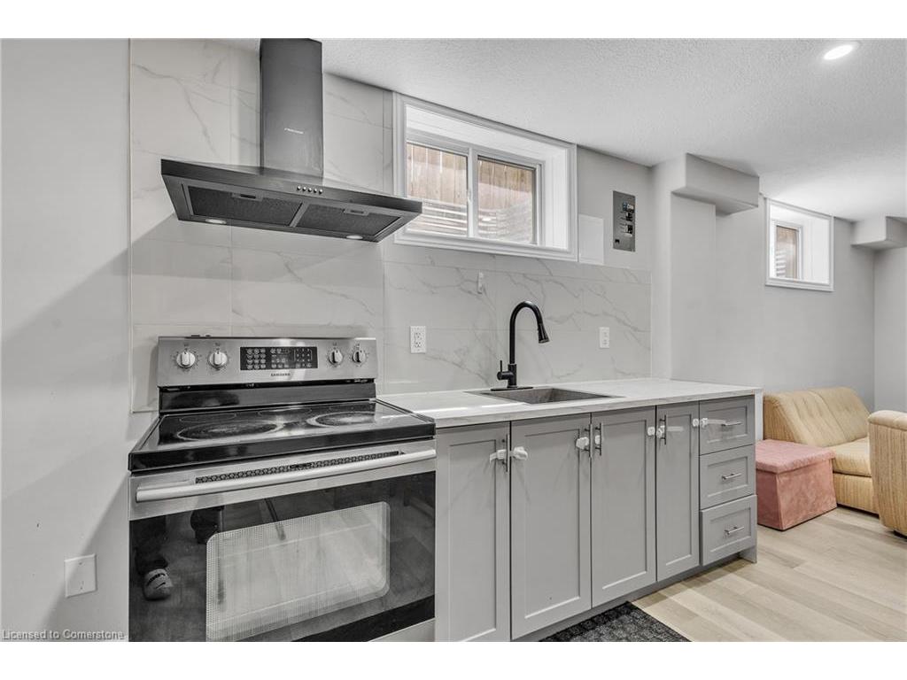 









50


Inge

Court,
Kitchener,




ON
N2K 3V7

