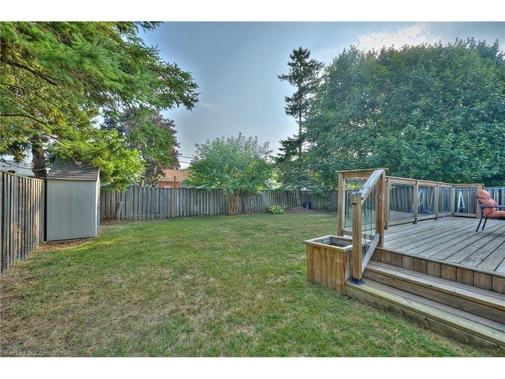 









303


Park

Avenue West,
Dunnville,




ON
N1A 1M7

