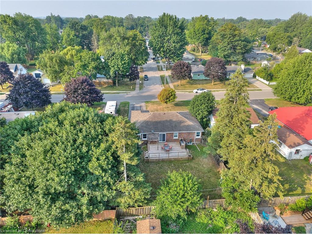 









303


Park

Avenue West,
Dunnville,




ON
N1A 1M7

