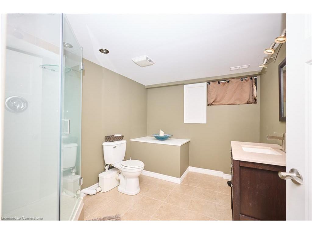 









303


Park

Avenue West,
Dunnville,




ON
N1A 1M7

