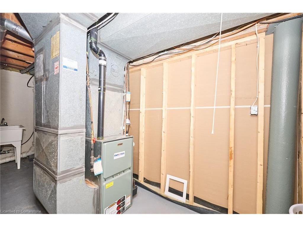 









303


Park

Avenue West,
Dunnville,




ON
N1A 1M7

