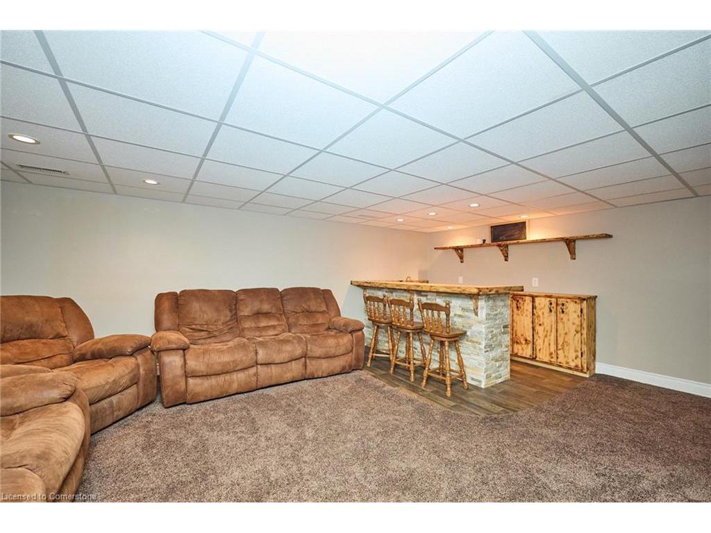 









303


Park

Avenue West,
Dunnville,




ON
N1A 1M7

