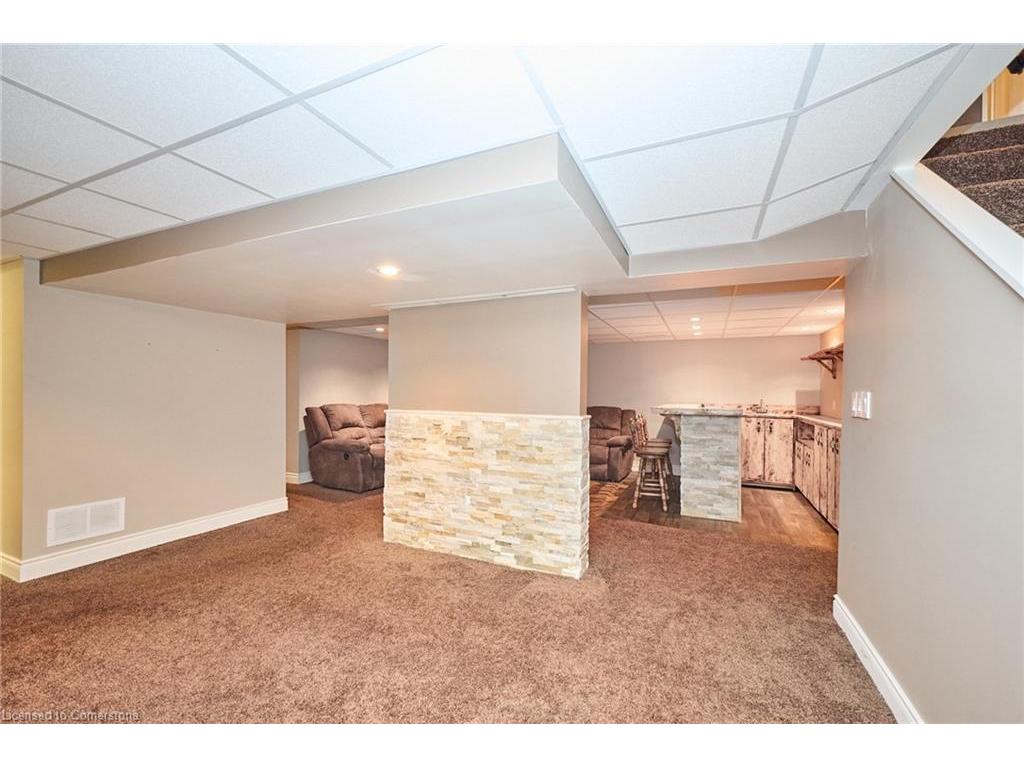 









303


Park

Avenue West,
Dunnville,




ON
N1A 1M7

