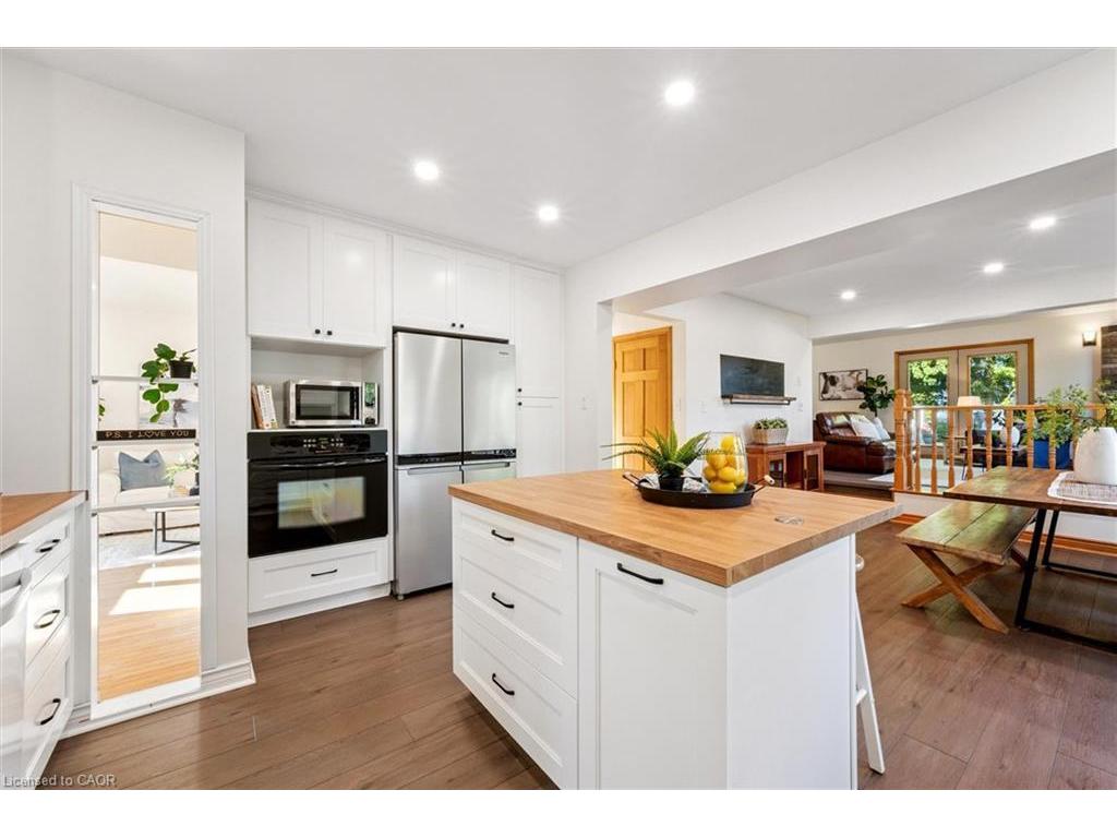 









53


Hincks

Street,
New Hamburg,




ON
N3A 2A2

