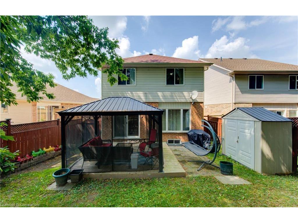 









916


Veronica

Court,
Kitchener,




ON
N2A 4G4


