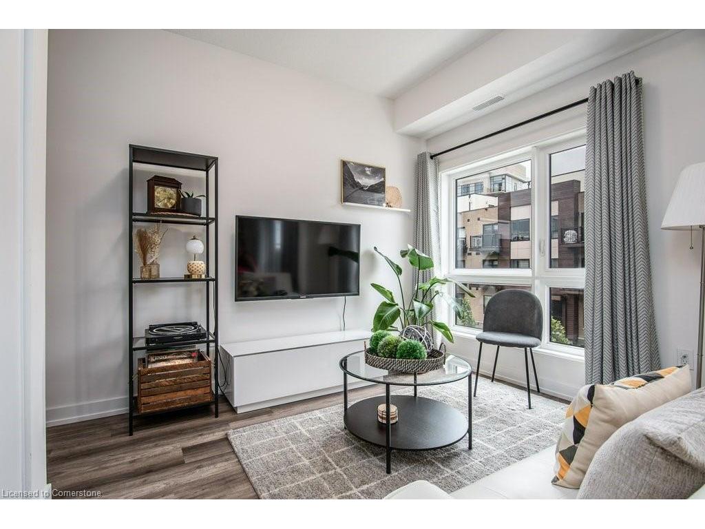 









20


Palace

Street, E11,
Kitchener,




ON
N2E 0J3

