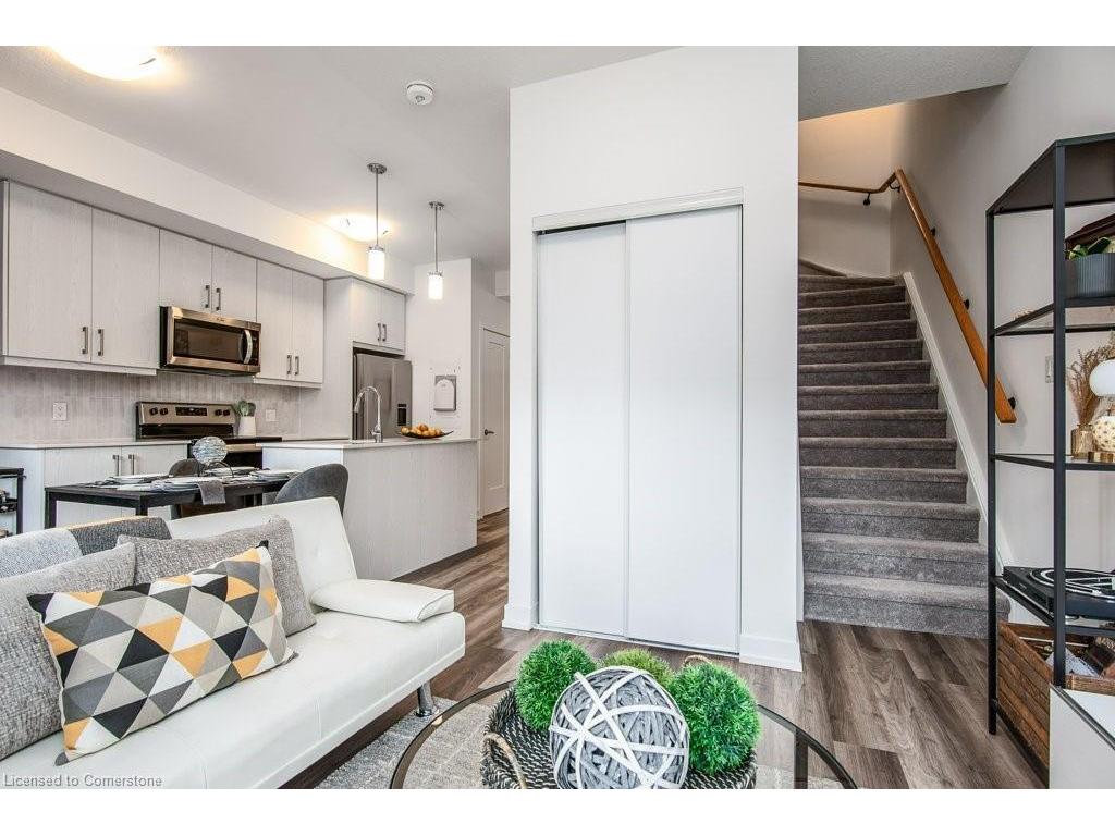 









20


Palace

Street, E11,
Kitchener,




ON
N2E 0J3


