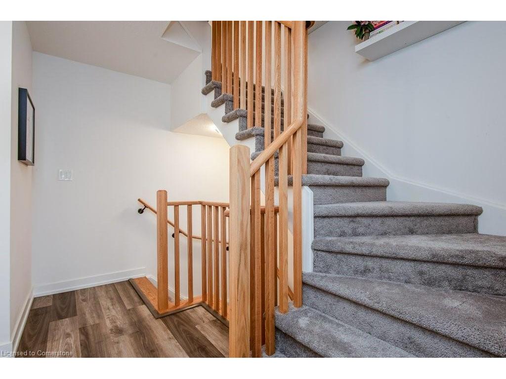 









20


Palace

Street, E11,
Kitchener,




ON
N2E 0J3

