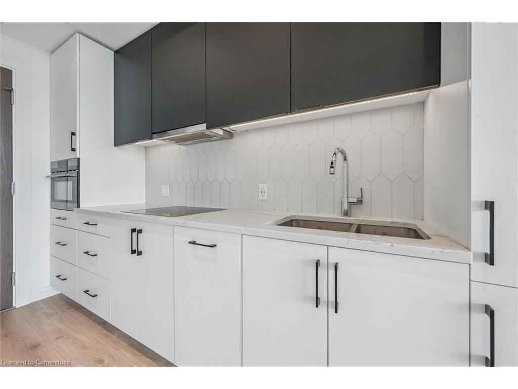 









741


King

Street West, 501,
Kitchener,




ON
N2G 4K9

