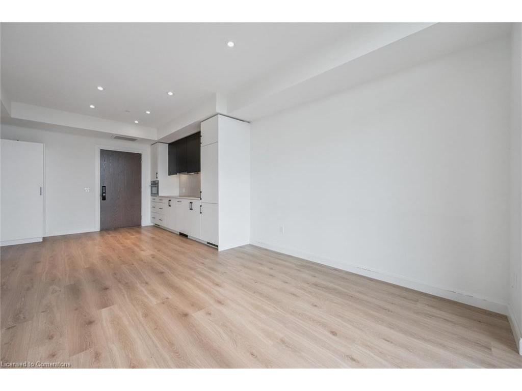 









741


King

Street West, 501,
Kitchener,




ON
N2G 4K9

