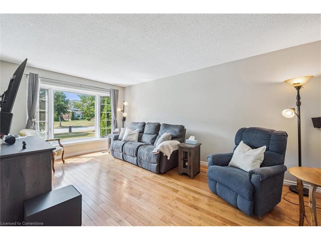 









177


Royal Orchard

Drive,
Kitchener,




ON
N2N 1T8

