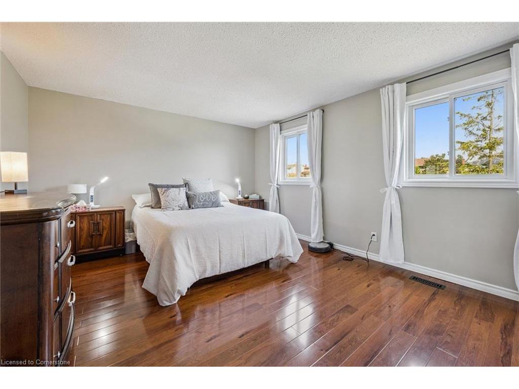 









177


Royal Orchard

Drive,
Kitchener,




ON
N2N 1T8

