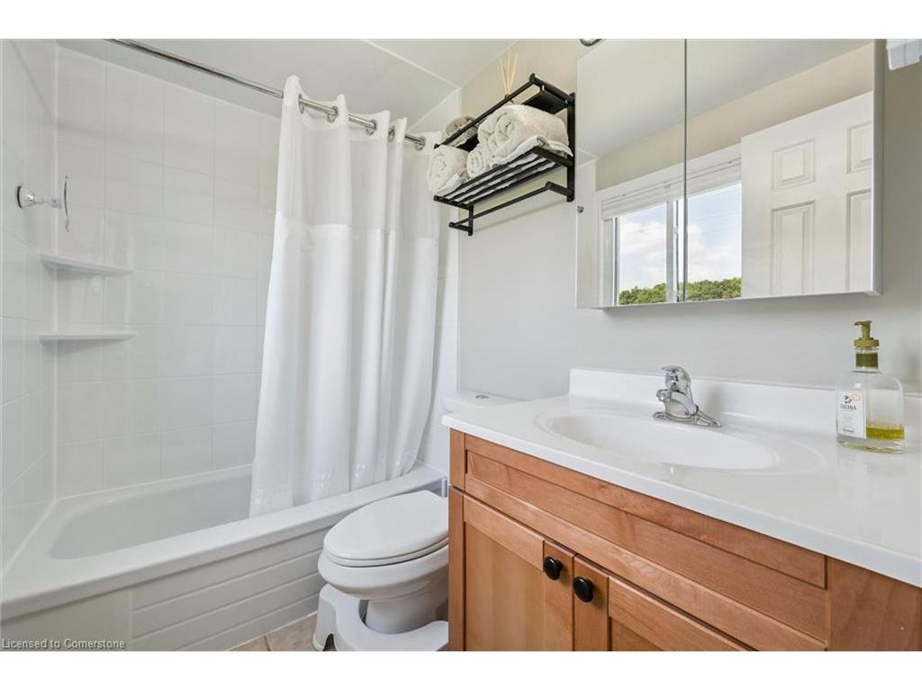 









177


Royal Orchard

Drive,
Kitchener,




ON
N2N 1T8

