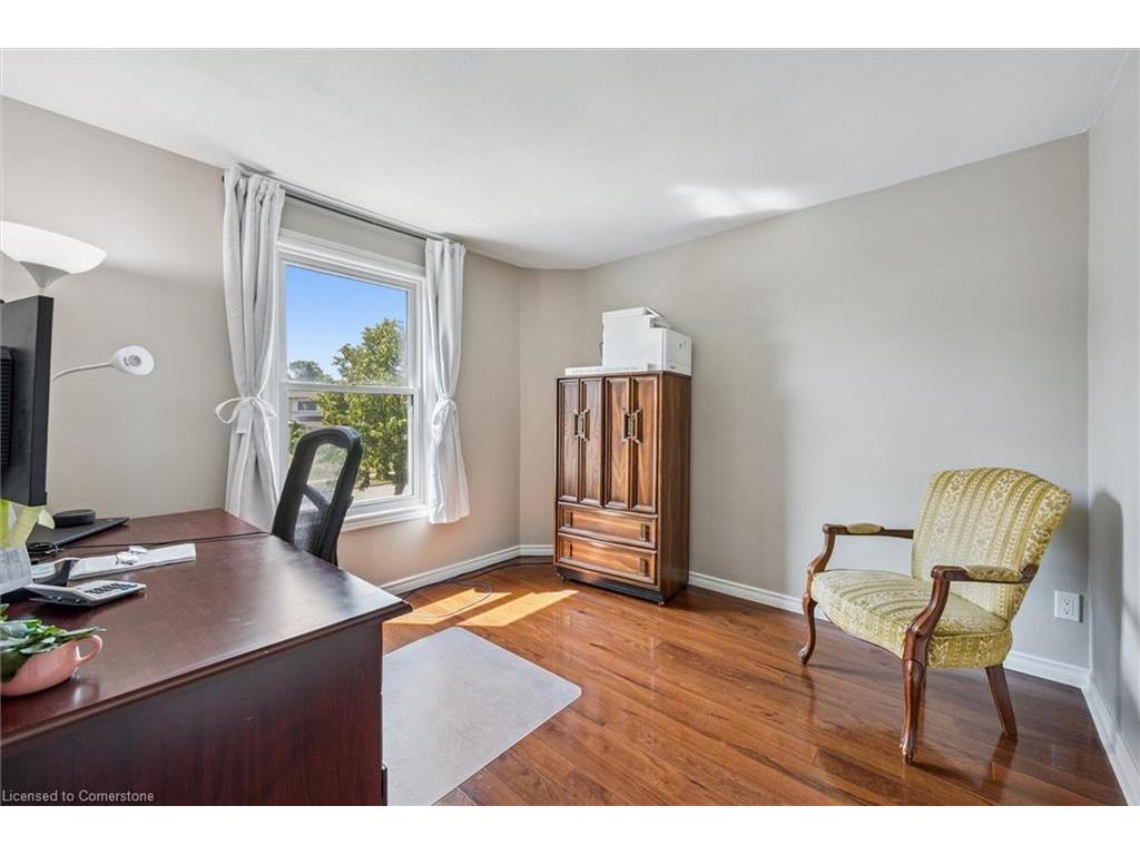 









177


Royal Orchard

Drive,
Kitchener,




ON
N2N 1T8

