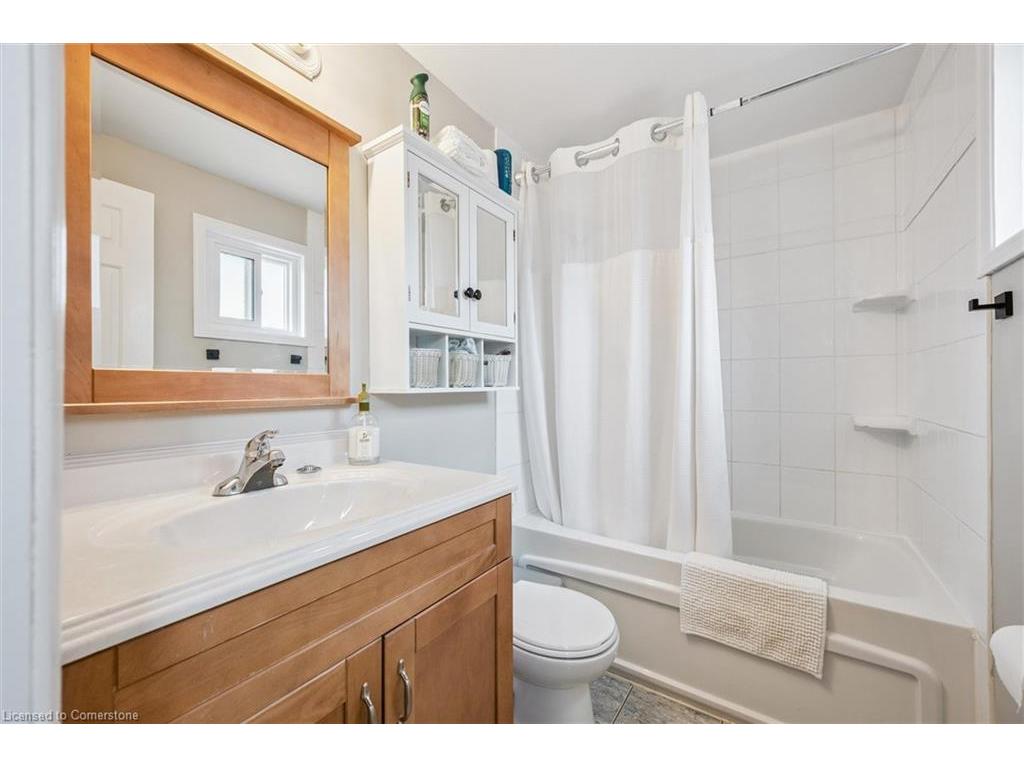 









177


Royal Orchard

Drive,
Kitchener,




ON
N2N 1T8

