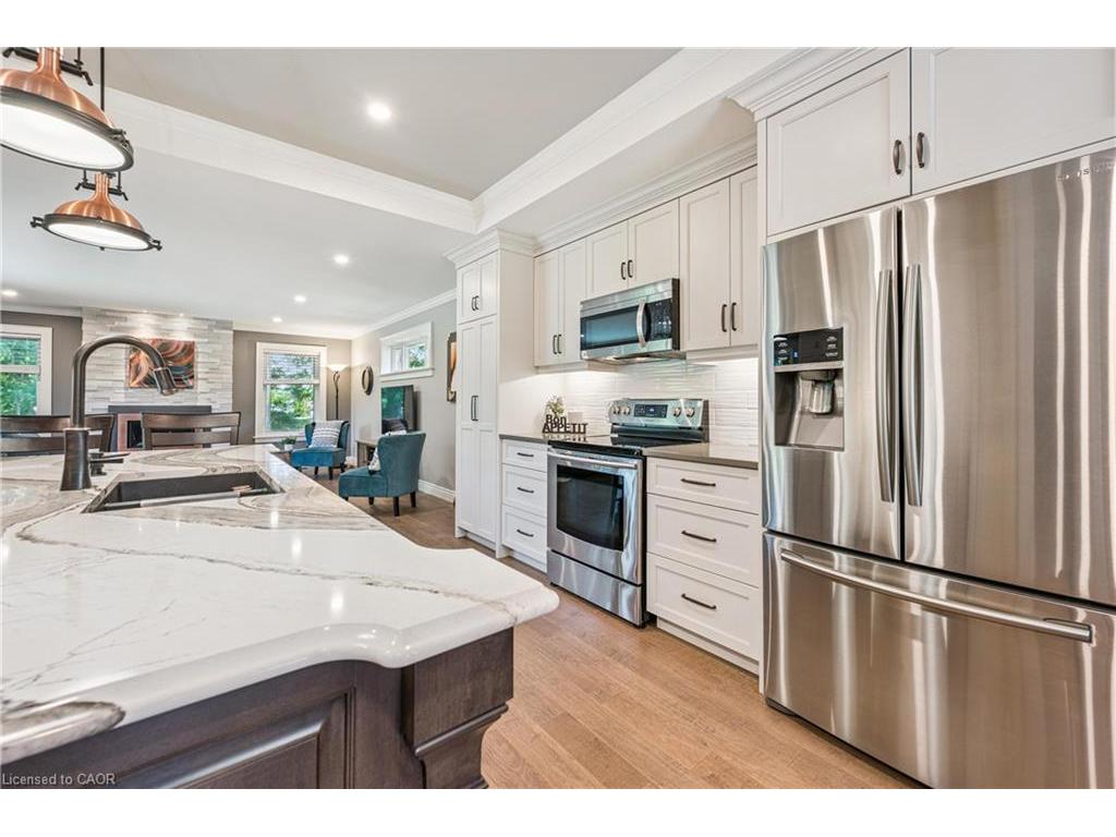 









558


Elm Ridge

Place,
Waterloo,




ON
N2L 4P7

