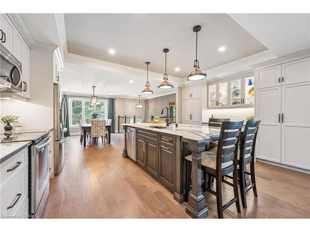 









558


Elm Ridge

Place,
Waterloo,




ON
N2L 4P7

