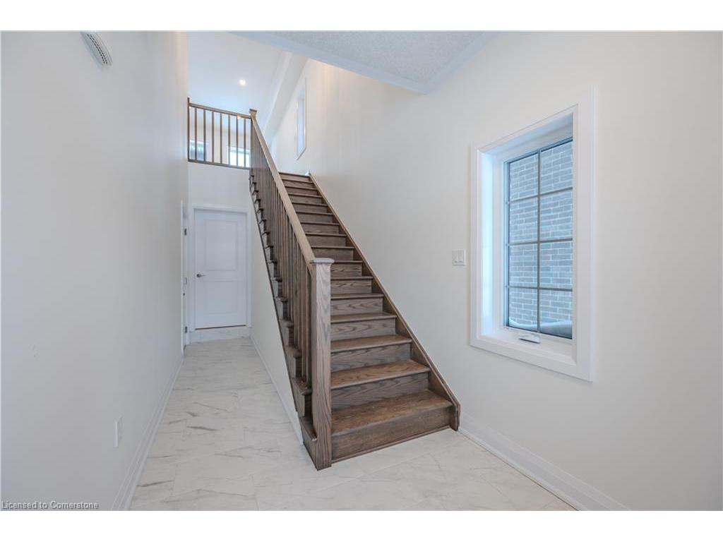 









751


Autumn Willow

Drive,
Waterloo,




ON
N2V 0H8

