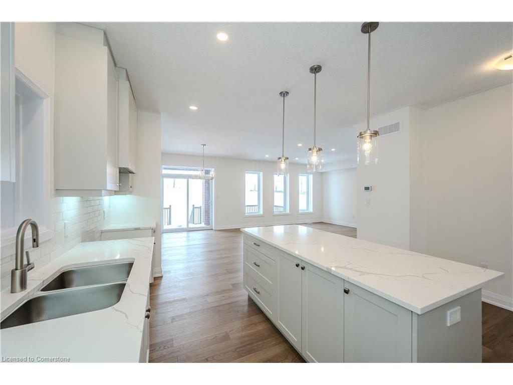 









751


Autumn Willow

Drive,
Waterloo,




ON
N2V 0H8

