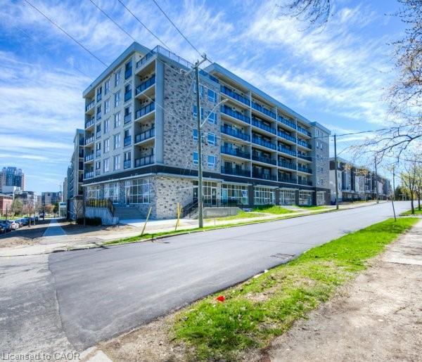 









275


Larch

Street, F113,
Waterloo,




ON
N2L 3R2

