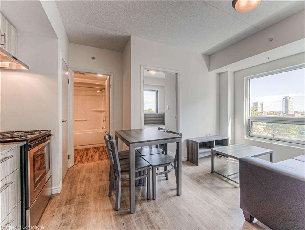 









275


Larch

Street, F501,
Waterloo,




ON
N2L 3R2

