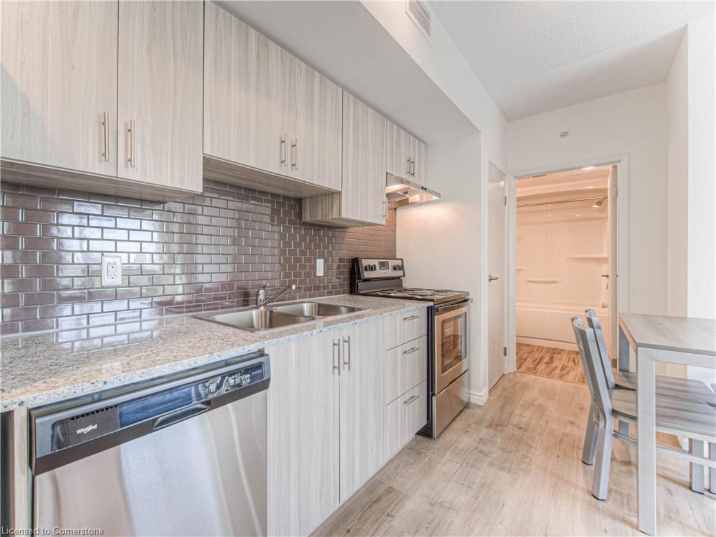 









275


Larch

Street, F501,
Waterloo,




ON
N2L 3R2

