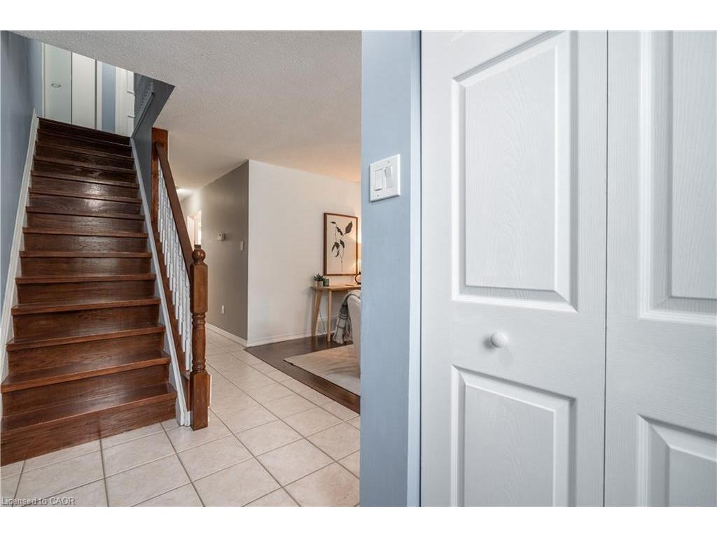 









117


Bonaventure

Drive, 16,
Hamilton,




ON
L9C 4P8

