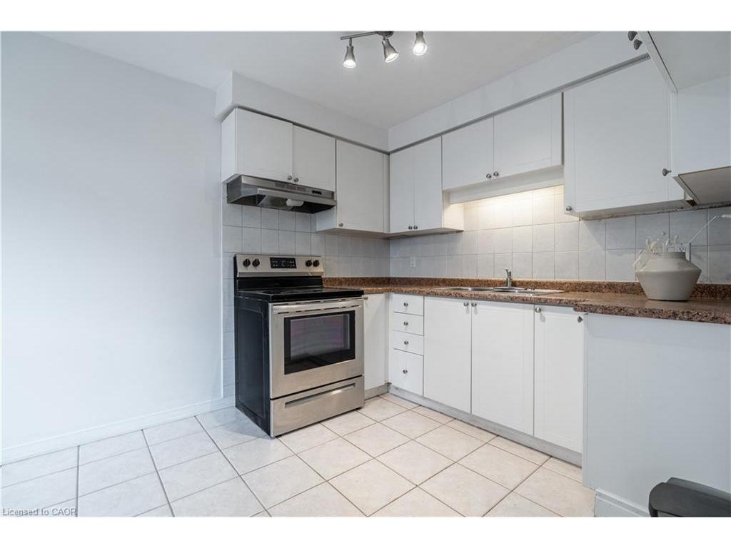 









117


Bonaventure

Drive, 16,
Hamilton,




ON
L9C 4P8

