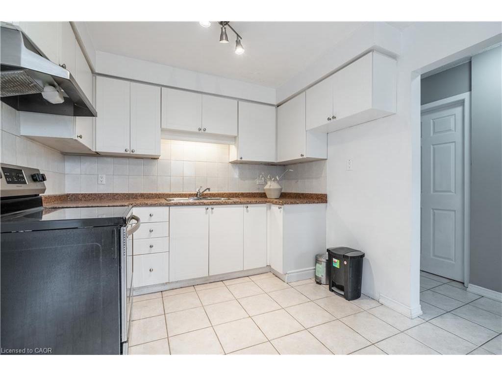 









117


Bonaventure

Drive, 16,
Hamilton,




ON
L9C 4P8

