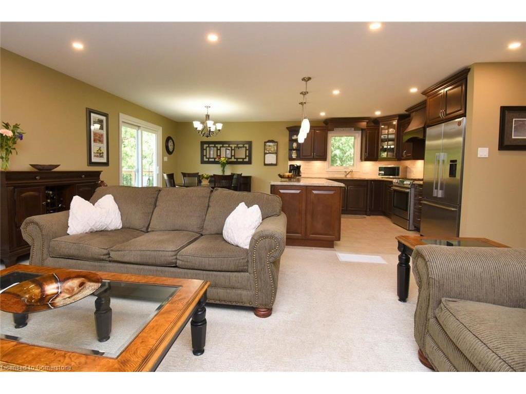 









5


7th

Street,
Grimsby,




ON
L3M 2T5

