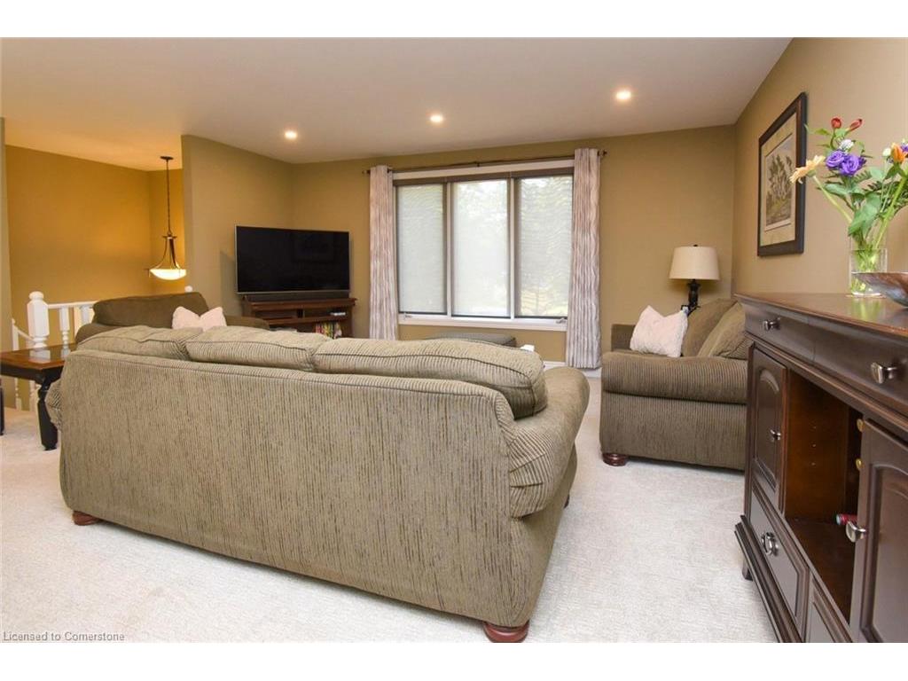 









5


7th

Street,
Grimsby,




ON
L3M 2T5

