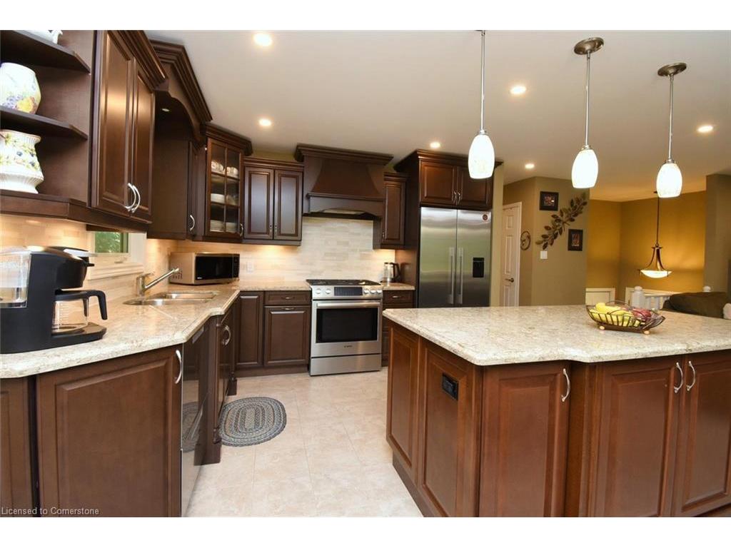 









5


7th

Street,
Grimsby,




ON
L3M 2T5

