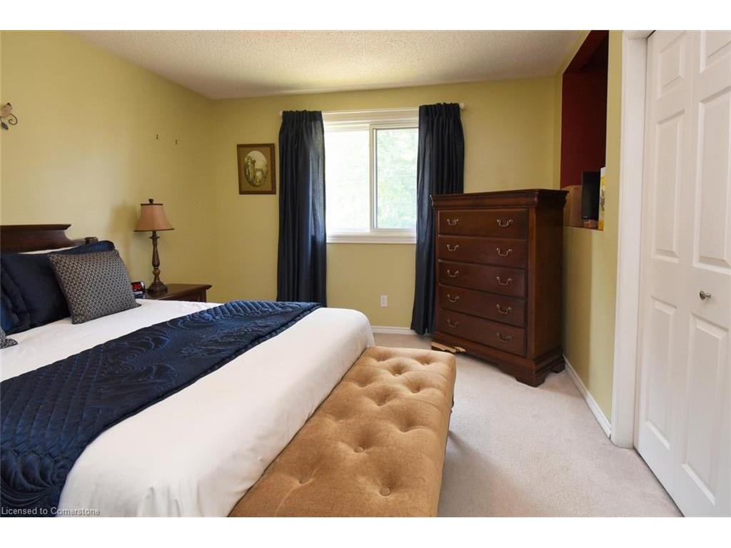 









5


7th

Street,
Grimsby,




ON
L3M 2T5

