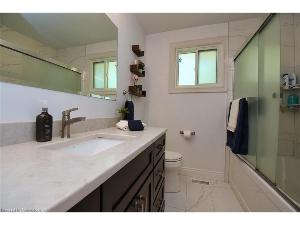 









5


7th

Street,
Grimsby,




ON
L3M 2T5

