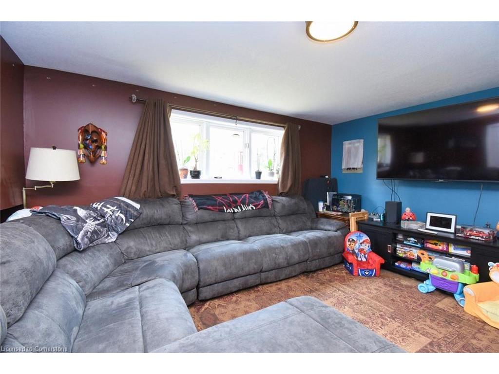 









5


7th

Street,
Grimsby,




ON
L3M 2T5

